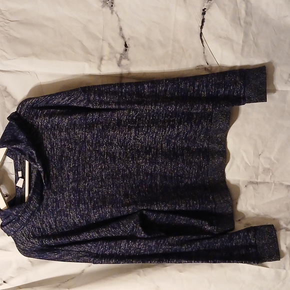 GAP Tops - Gap hooded sweatshirt Lg